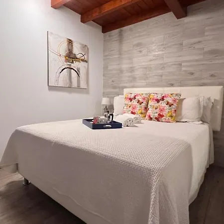 Estudio Agradable, Con Jacuzzi, Terraza Y Barbacoa, Totalmente Independiente Corralejo