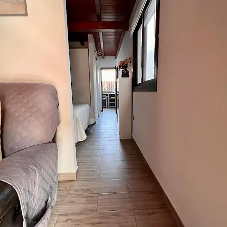 Estudio Agradable, Con Jacuzzi, Terraza Y Barbacoa, Totalmente Independiente Apartamento *