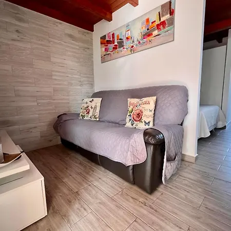 Estudio Agradable, Con Jacuzzi, Terraza Y Barbacoa, Totalmente Independiente Apartamento Corralejo